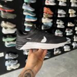 Nike Lunar Roam Sneakers