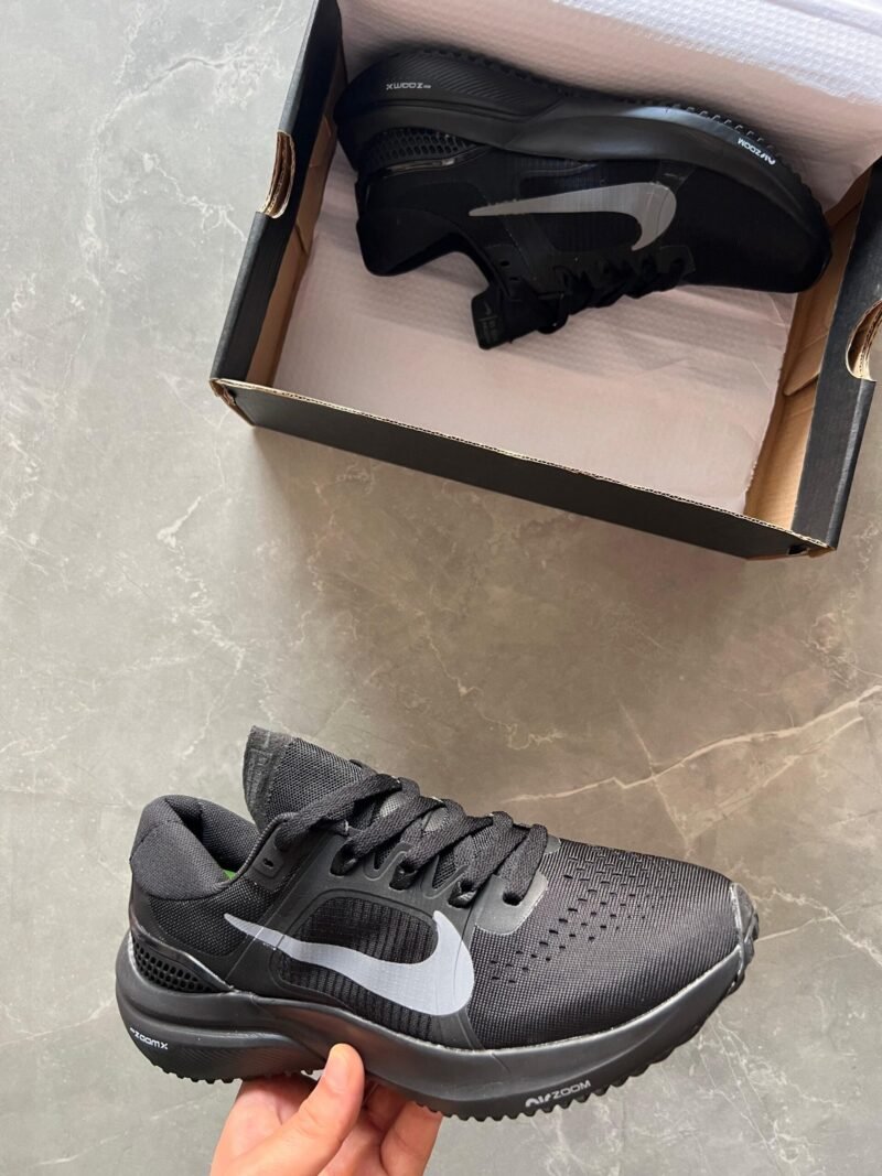 Nike Zoom Vomero 15 - (Black)