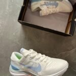 Nike Zoom Vomero 15 Shoes