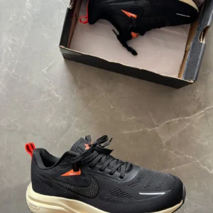 Nike Vomero Speed Shoes (Black)