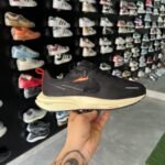 Nike Vomero Speed Shoes (Black)