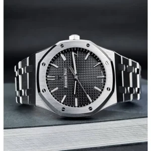 Audemars Piguet Watch For Men (SG523)