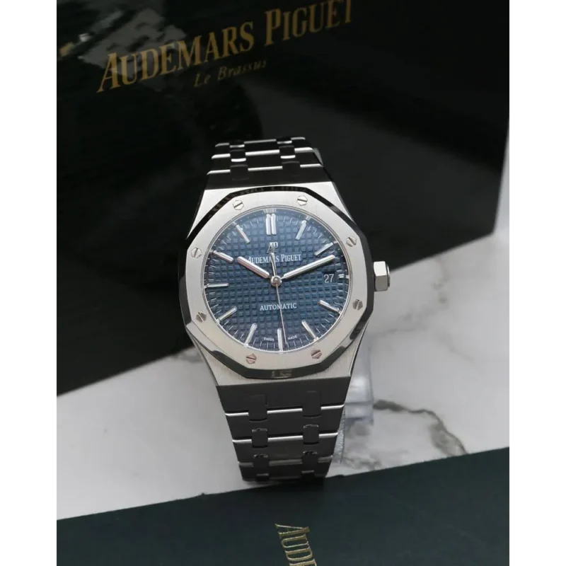 Classy Audemars Piguet Watch For Men (CW35)