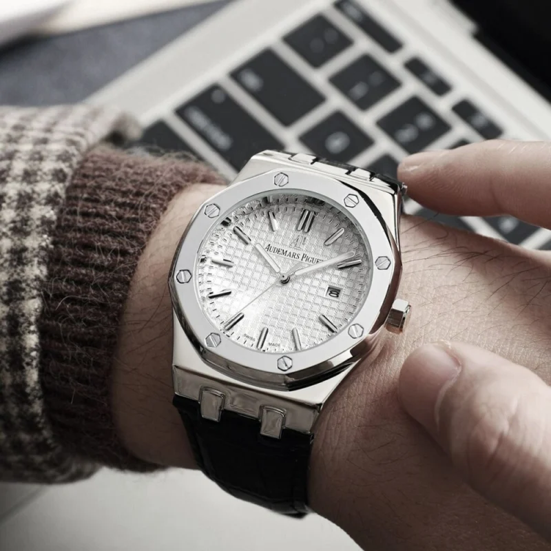 Classy Audemars Piguet Watch For Men (SG-859)