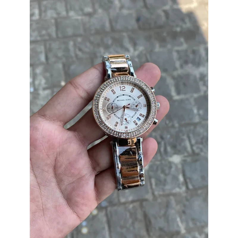 Classy Michael Kors Watch For Women (SG-794)