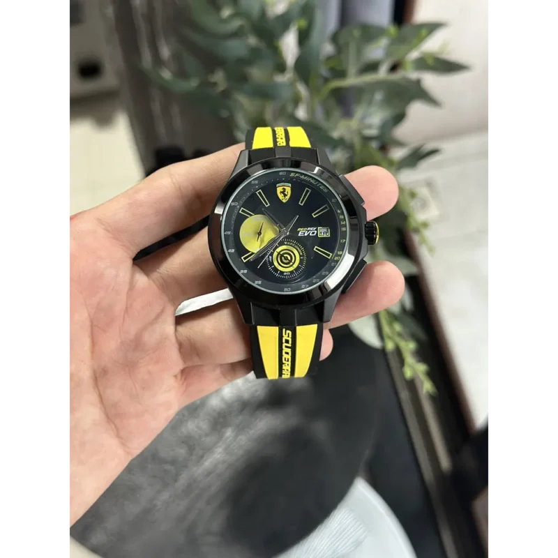Classy Scuderia Ferrari Watch For Men (FLF371)