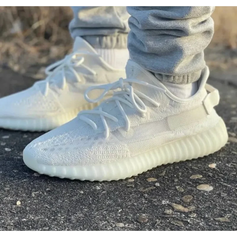 Superb Adidas Yeezy Boost 350 V2 Bone Shoes for Men (SL4522)