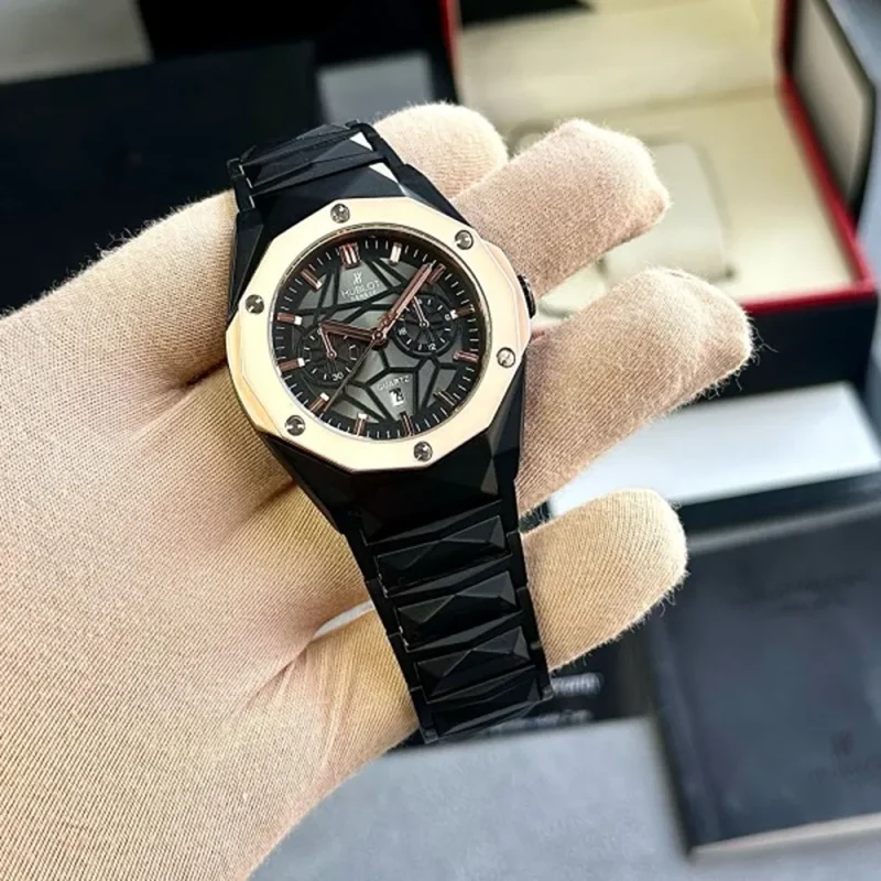 Hublot Watch For Men (SG404)