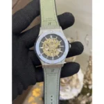 Hublot Watch For Men (SW1537)