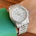 Luxurious Date Edition Stainless Steel Rolex Watch (SG-267)