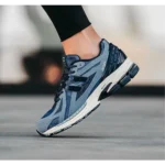 Trendy New Balance 1906R Sapphire Blue Shoes For Men (SHUB605)