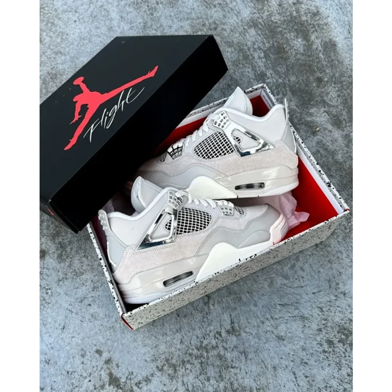Classy Nike Air Jordan Retro 4 Frozen Shoes For Men (SHH07887)