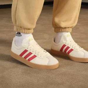 Classy Adidas Court Vl Cream Red Shoes For Men (SHH07719)