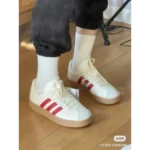 Classy Adidas Court Vl Cream Red Shoes For Men (SHH07719)