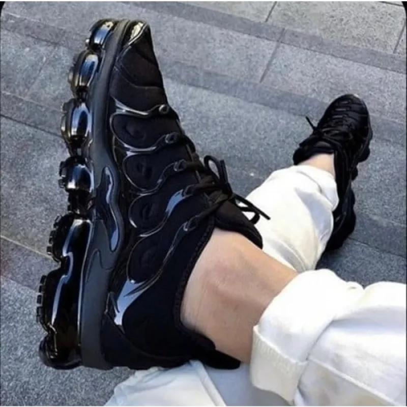 p-126-11-53-49-116881.webp Premium Nike Vapormax Plus Triple Shoes For Men (SW6326)