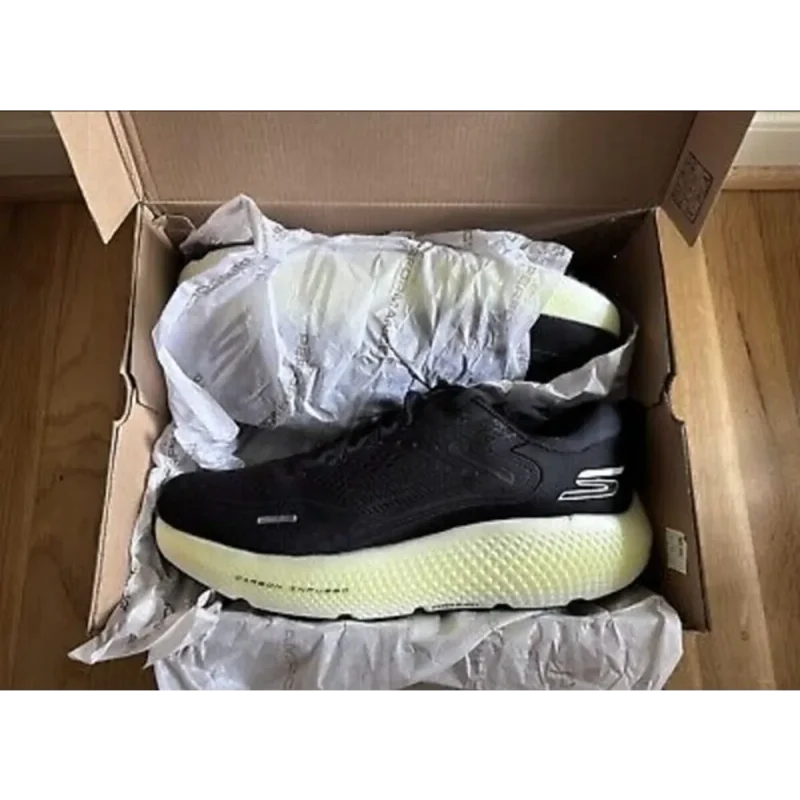 p-15-17-43-55-967986.webp Stylish Skechers Go Run Max Road 6 Running Shoes For Men (SW6172)