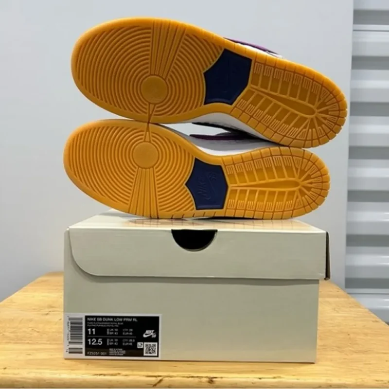 p-16-11-00-55-357179.webp Trendy Nike Sb Dunk Low Rayssa Leal Shoes For Men (SW6209)