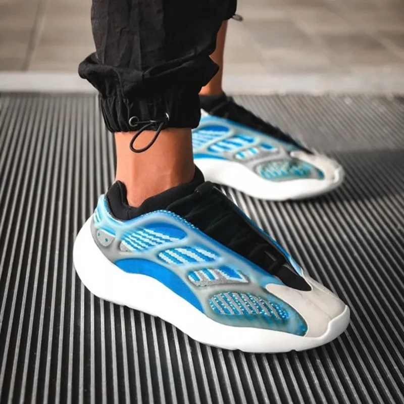 Classy Adidas Yeezy 700 V3 Shoes For Men (SW6197)