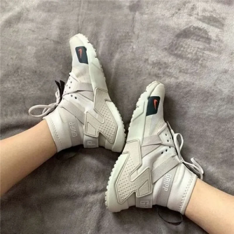 p-160-17-30-50-149984.webp Classy Nike Huarache Gripp Gs Shoes For Men (SHH07816)
