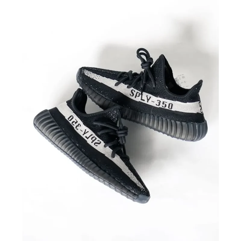 Classy Adidas Yeezy 350 V2 Oreo Shoes For Men (SHH07751)