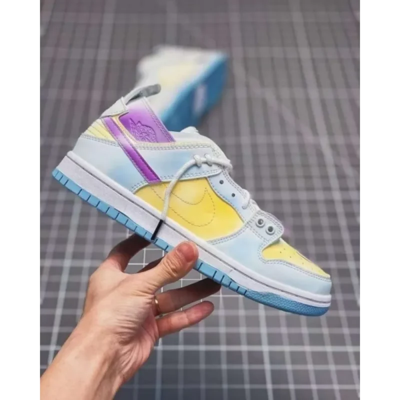 Trendy Nike Sb Dunk Low White Uv Colour Change Shoes For Men (CSO4520)