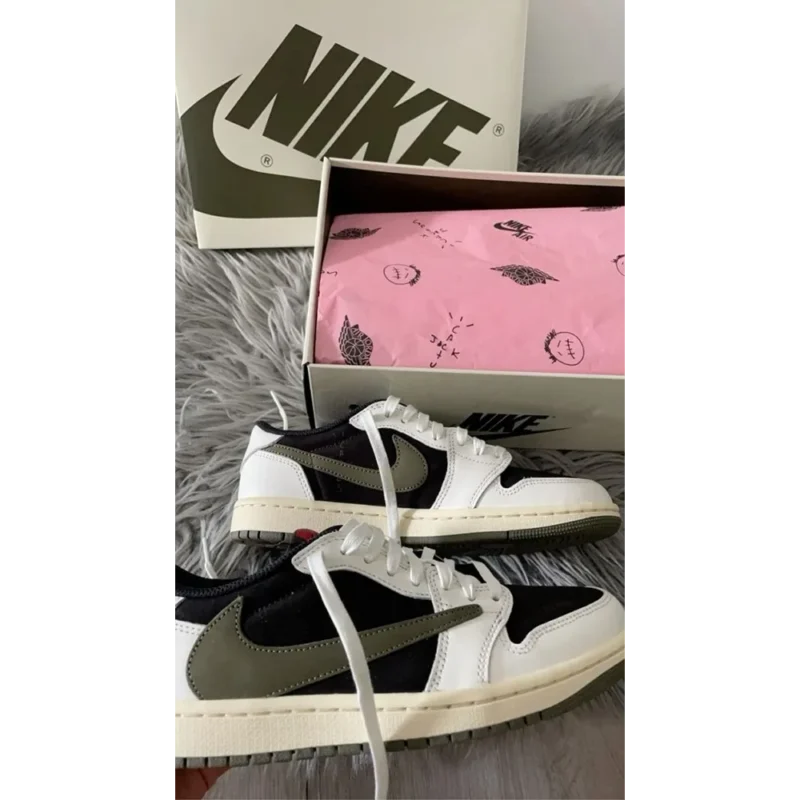 p-25-13-04-42-858524.webp Trendy Nike Air Jordan Retro 1 Low X Travis Scott Olive Shoes For Men (SW6805)