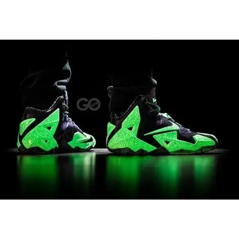 p-27-17-14-51-819322.webp Trendy Nike Lebron 11 Gator King Glow In Dark Shoes For Men (CSO4559)