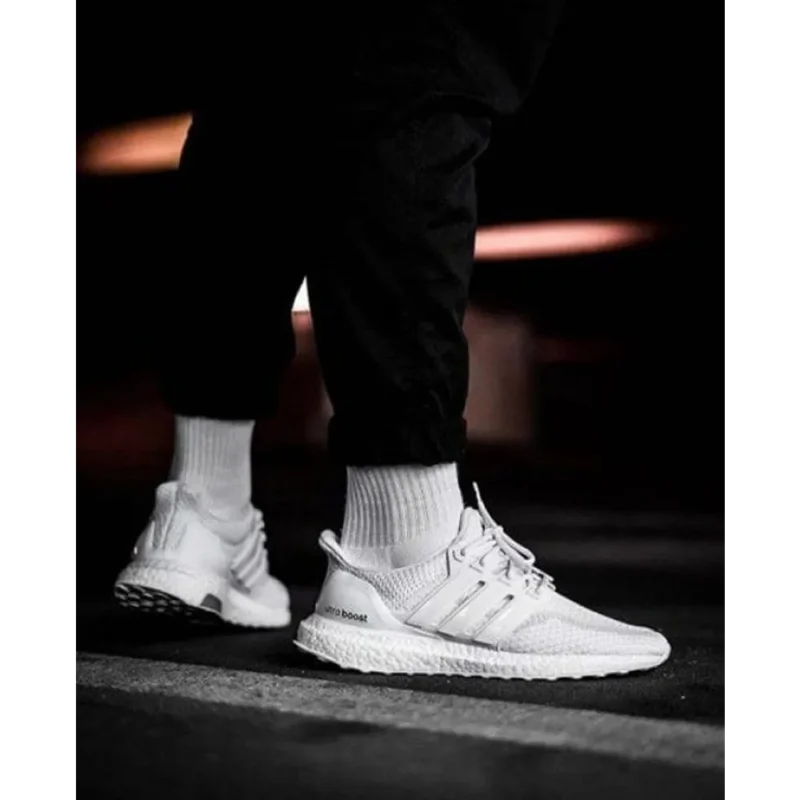 p-44-13-14-33-707266.webp Trendy Adidas Ultraboost 3.0 Triple White Shoes For Men (SW6812)