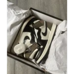 Stylish Air Jordan Retro 1 Dark Mocha Shoes For Men (HOF926)