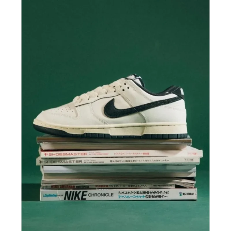 p-55-17-15-49-521336.webp Trendy Nike Sb Dunk Low Athletic Shoes For Men (CSO4530)