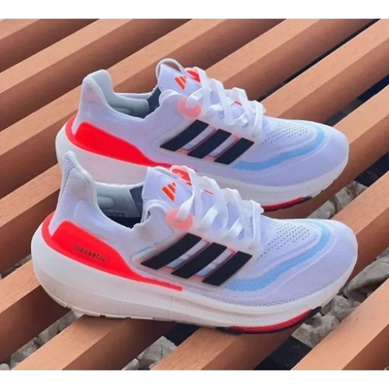 Stylish Adidas Ultraboost 2023 White Shoes For Men (QT196)