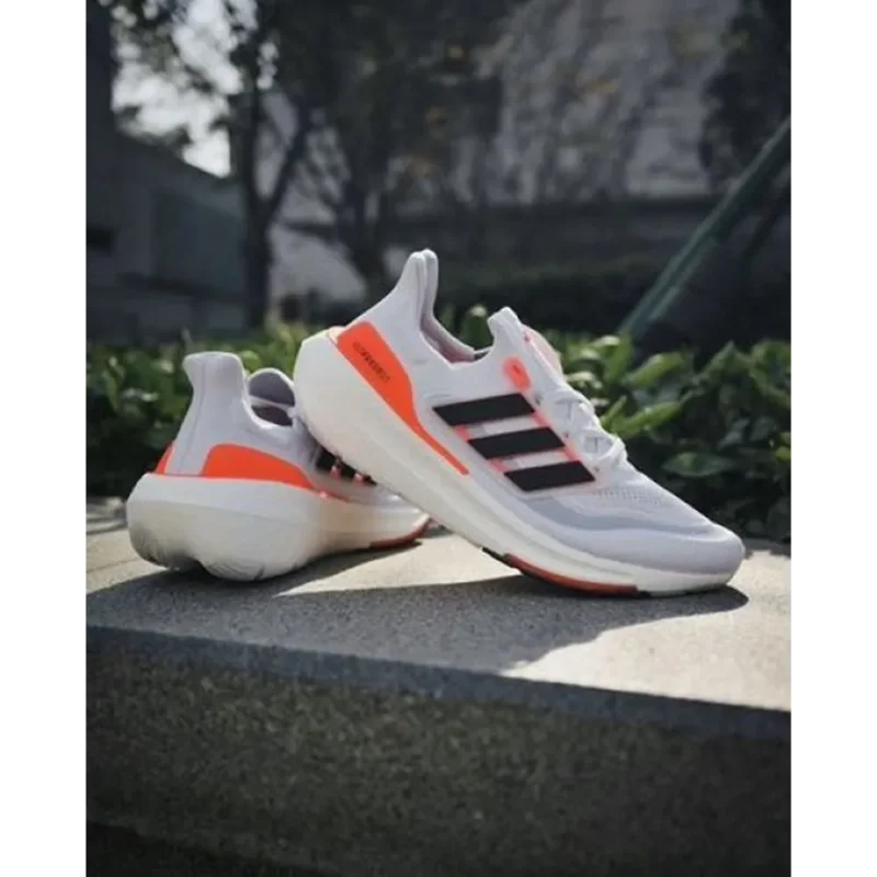 Stylish Adidas Ultraboost 2023 White Shoes For Men (QT196)