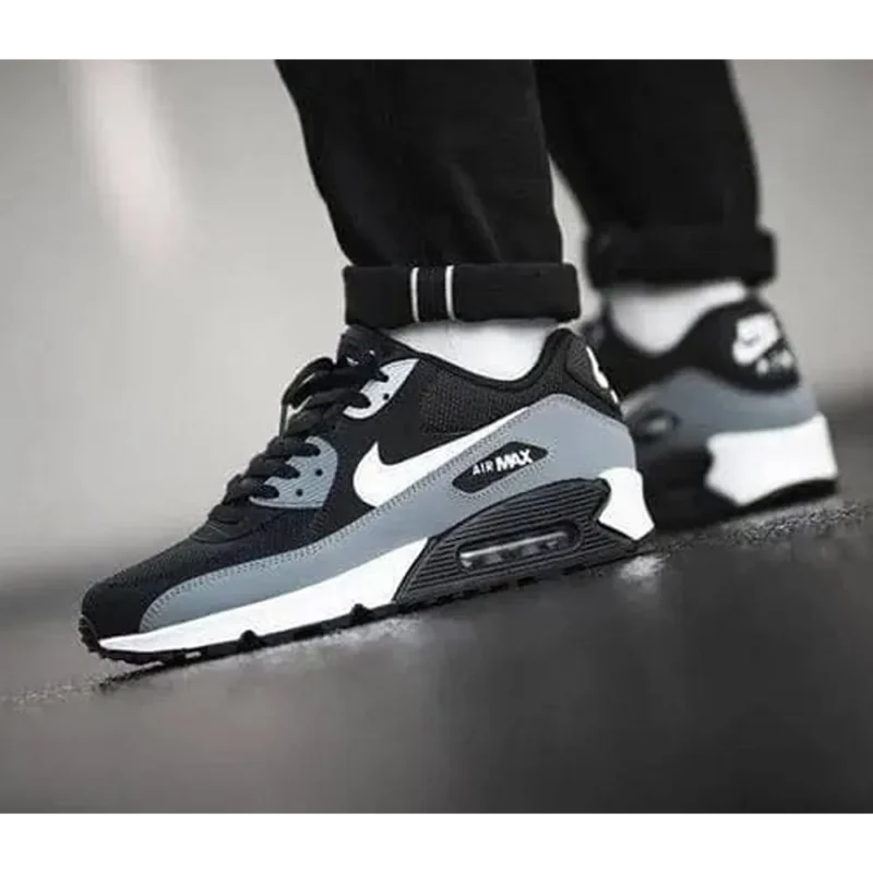 Classy Nike Air Max 90 Essential Black White Shoes For Men (LL611)