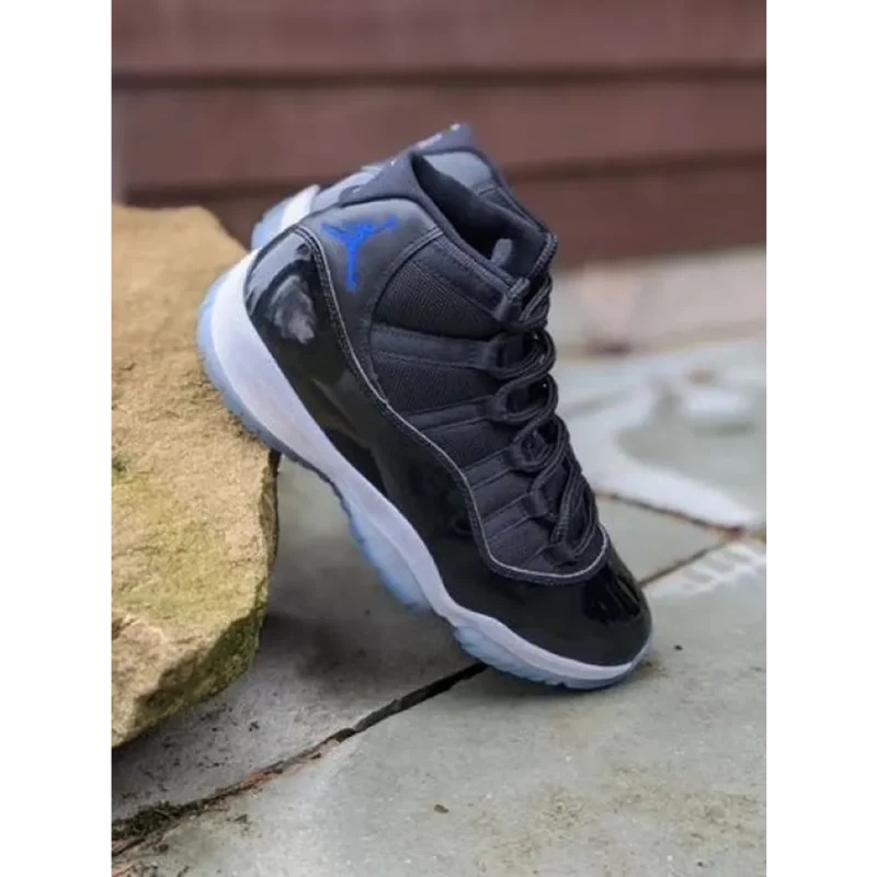 p-66db1bbc33504-14-47-41-405025.webp Classy Air Jordan 11 Cool Grey Shoes For Men (LL625)