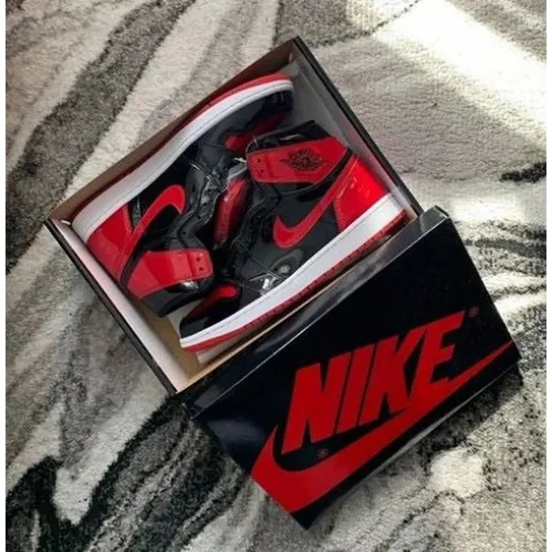 Classy Air Jordan 1 Retro High Patent Bred Shoes For Men (LL524)