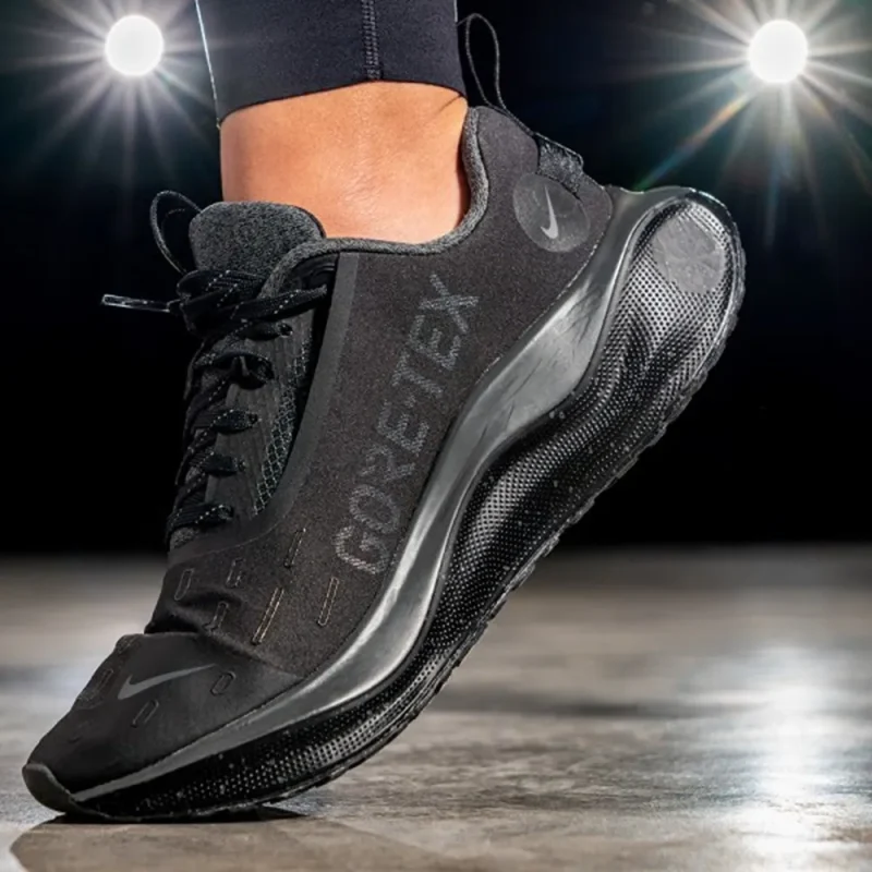 p-8-12-58-07-396076.webp Stylish Nike Infinity Run 4 ReactX Gore-Tex All-Black Shoes For Men (SW5631)