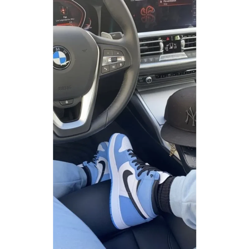 Classy Nike Air Jordan Retro 1 Shoes For Men (SHH07707)