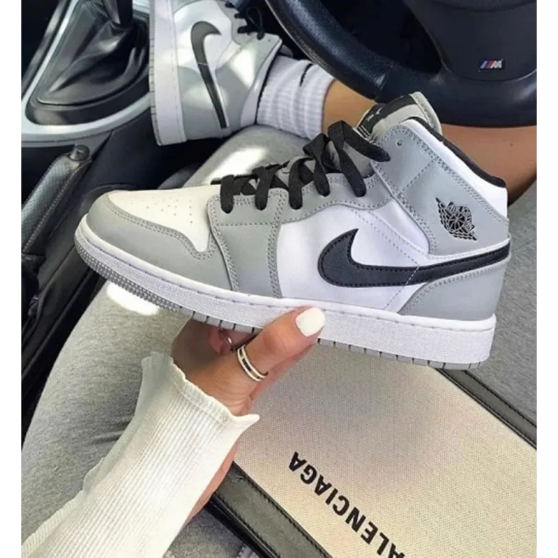 Trendy Nike Air Jordan Retro 1 Mid Smoke Grey Shoes For Men (SHUB518)