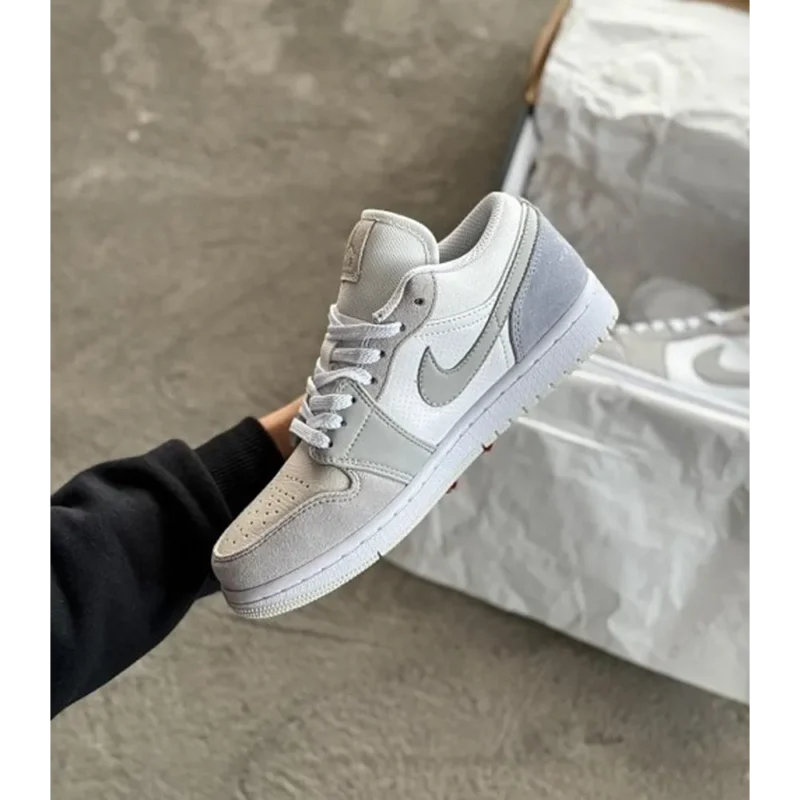 p-91-11-27-46-701536.webp Premium Nike Air Jordan Retro 1 Low Paris Shoes For Men (QT275)