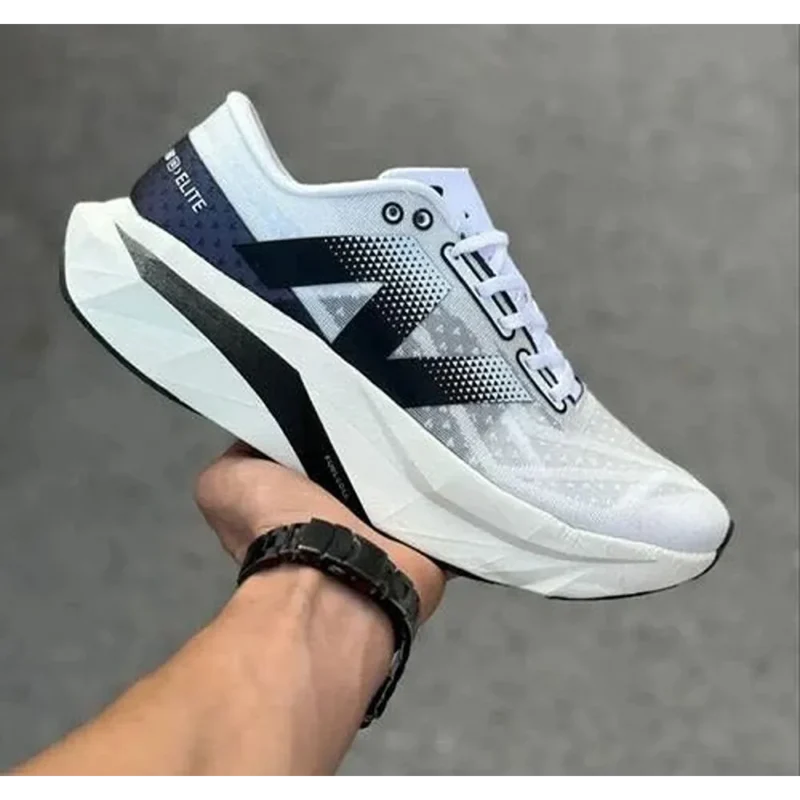 Trendy New Balance Fuelcell V3 White Black Shoes For Men (TS735)