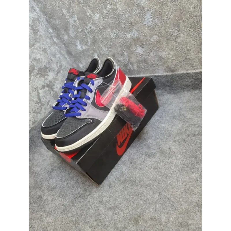 Stylish Nike Air Jordan Retro 1 Low Smoke Shoes For Men (BSF1211)