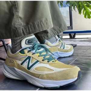 Stylish New Balance 990 v6 Lemonade Shoes For Men (SP44)