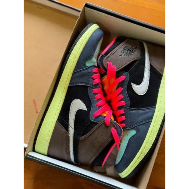 Stylish Nike Air Jordan 1 High Bio Hack Shoes For Men (SP60)