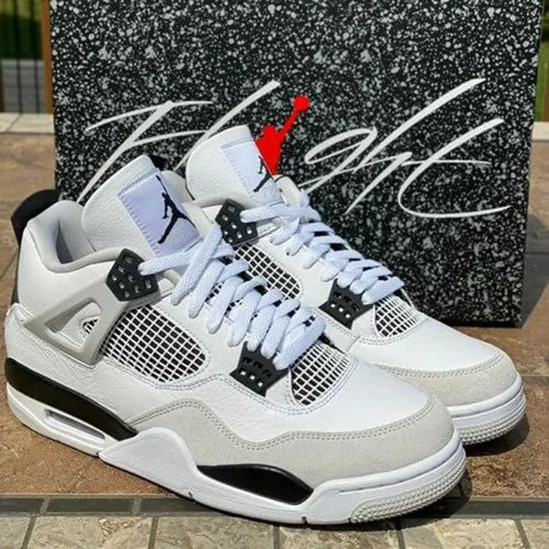 Stylish Nike Air Jordan Retro 4 Military Shoes For Men (SP63)