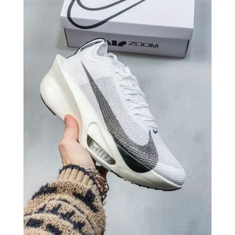 Stylish Nike Air Zoom Alphafly 3 White Shoes For Men (SP77)