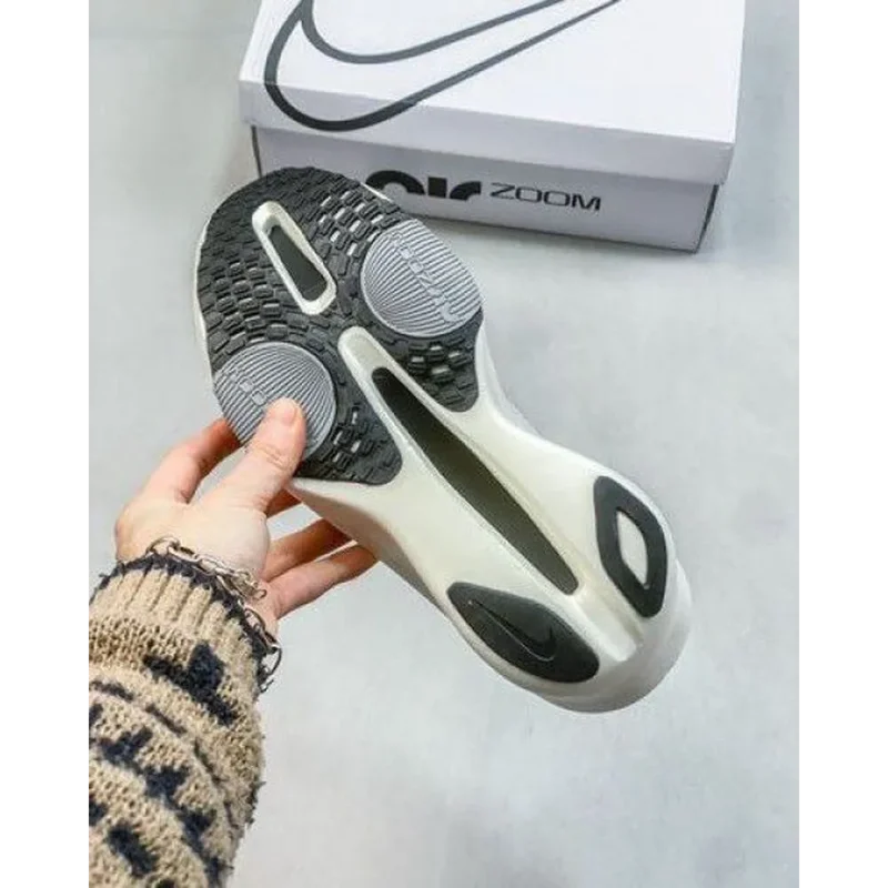 Stylish Nike Air Zoom Alphafly 3 White Shoes For Men (SP77)