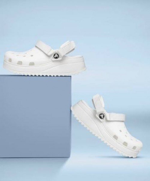 Stylish Crocs Classic Hiker White Clogs For Men (TS791)