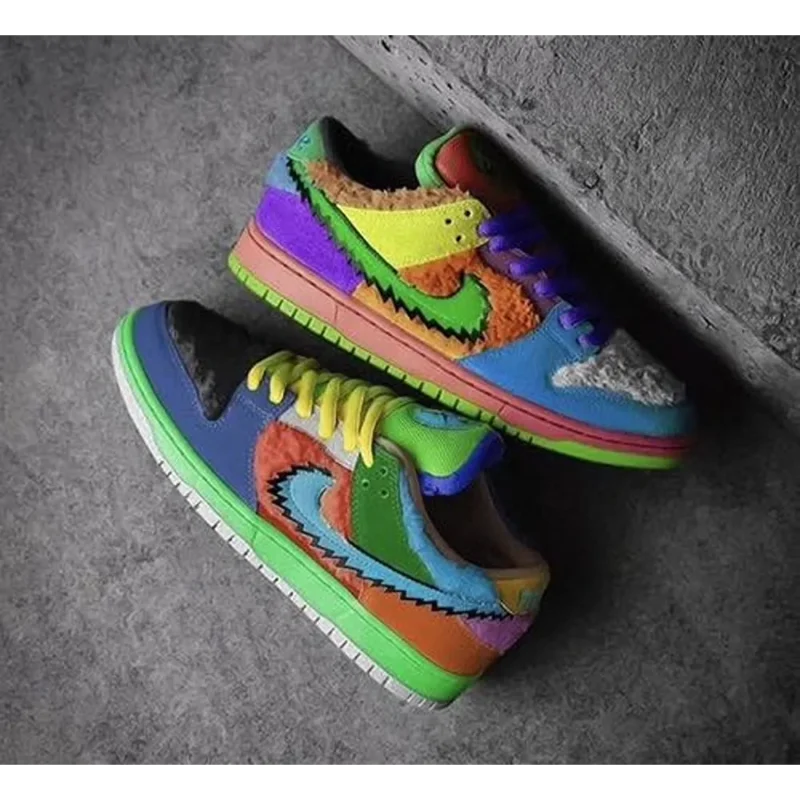 Stylish Nike Sb Dunk Low Great Dead Bear Shoes For Men (TS814)
