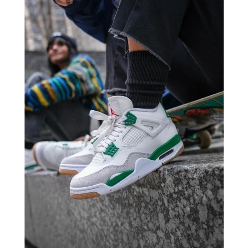 p-photo-2024-08-31-14-13-27-16-13-31-019321.webp Stylish Air Jordan Retro 4 Pine Green Shoes For Men (TS821)