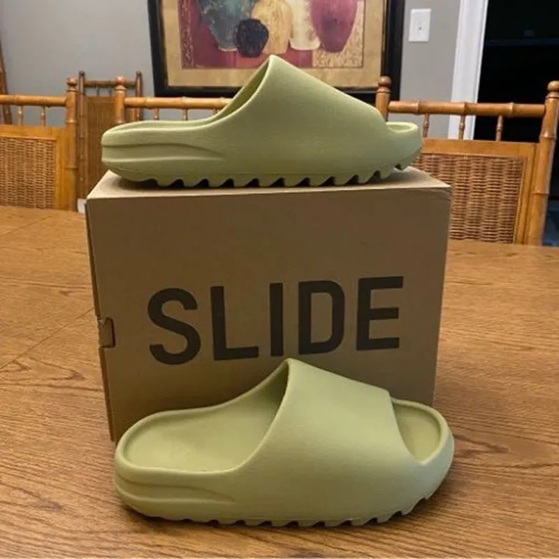 Stylish Adidas Yeezy Resin Slide For Men (TS846)